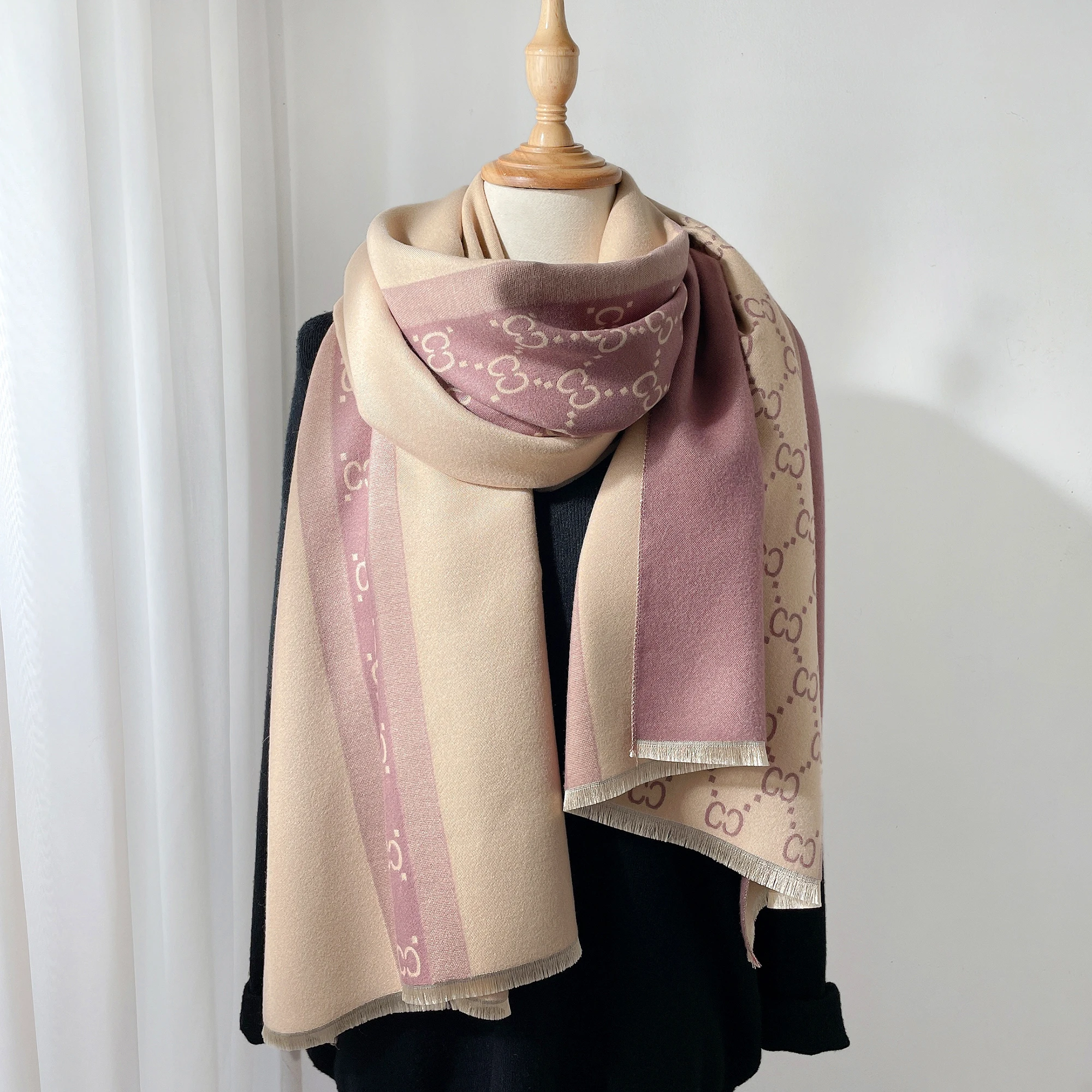 2025 Autumn and Winter New Eur - Wool Scarf Men incelemesi ve fiyatı